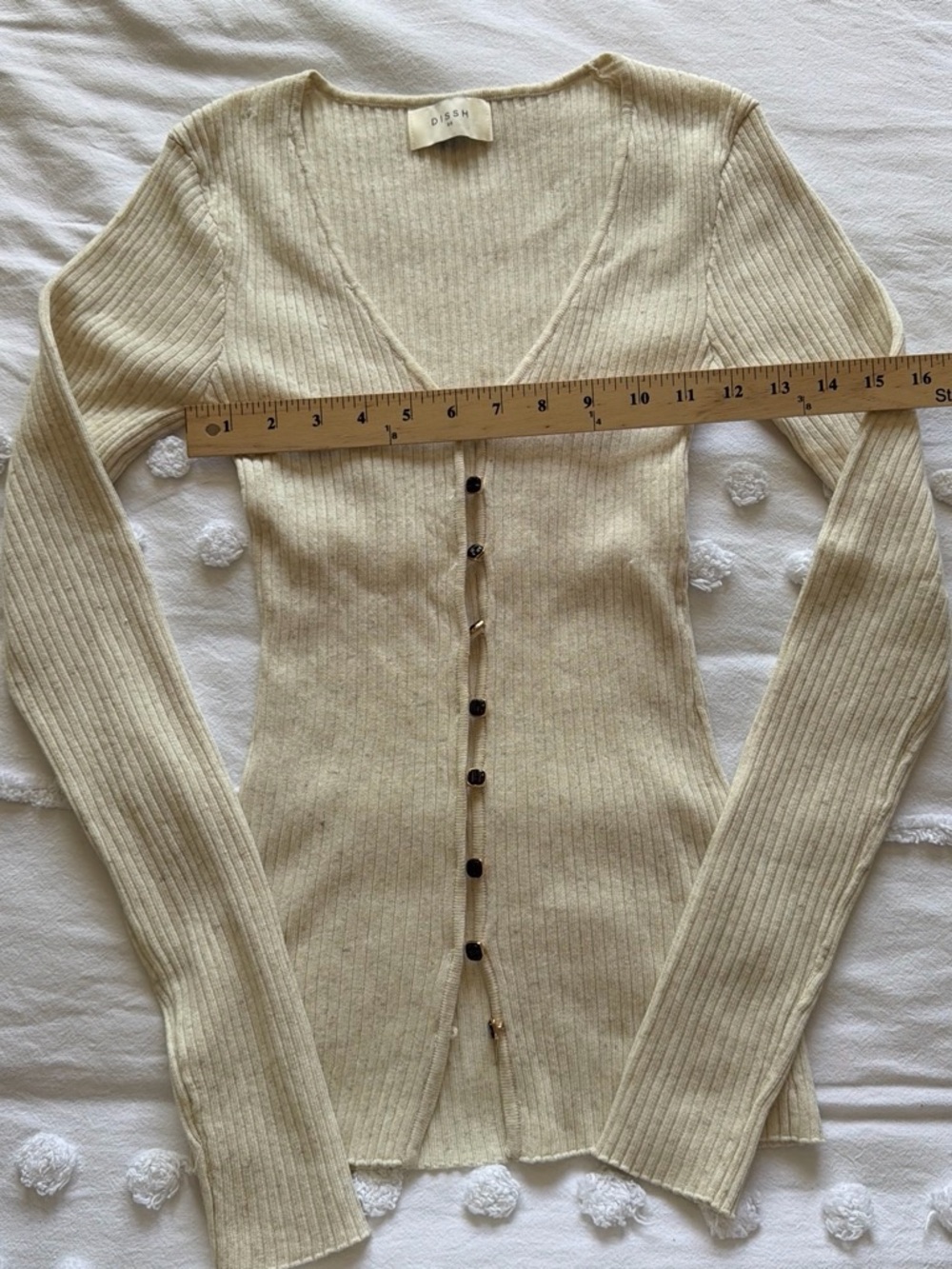 Dissh Cream Ribbed Button-Front Sweater - Picture 4 of 5